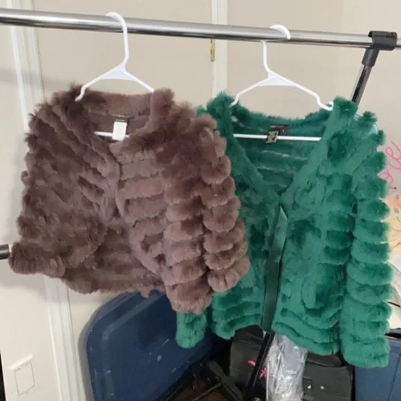 Assorted items - Picture 1 of 12